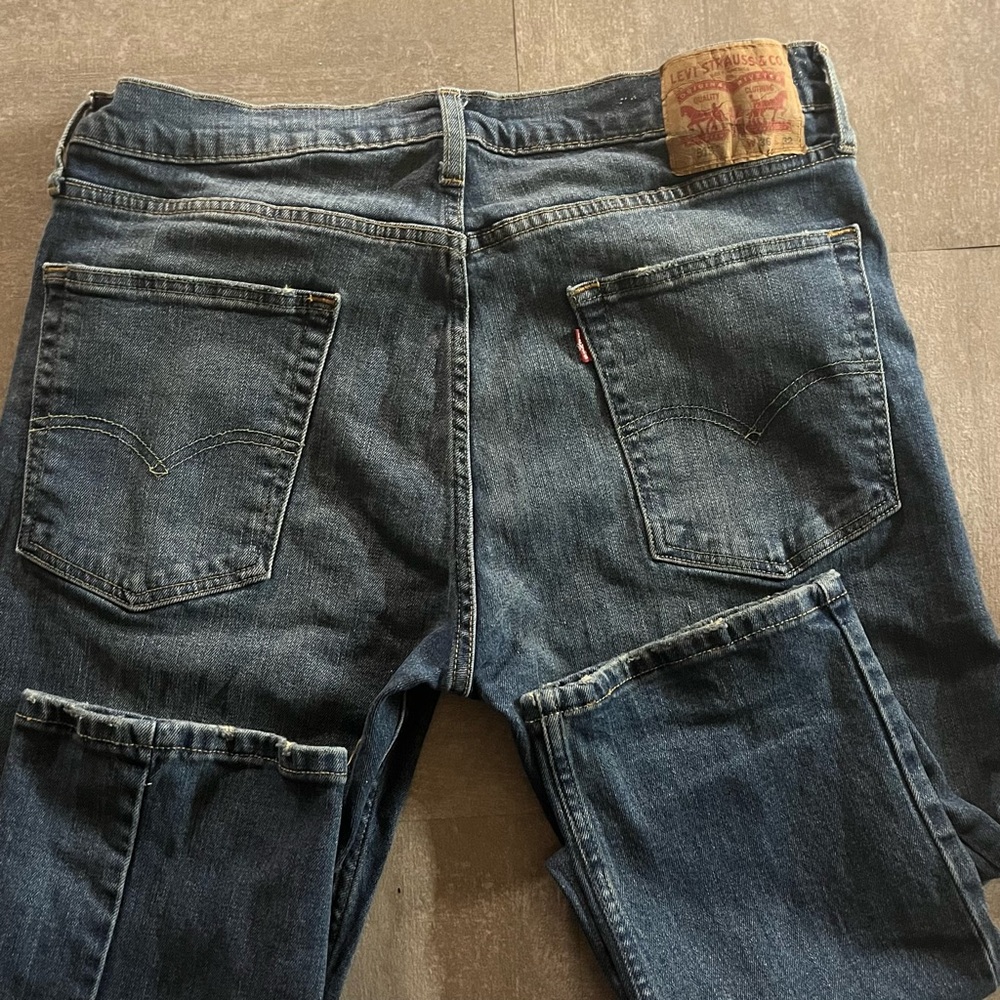 Men’s Levi’s 513 jeans